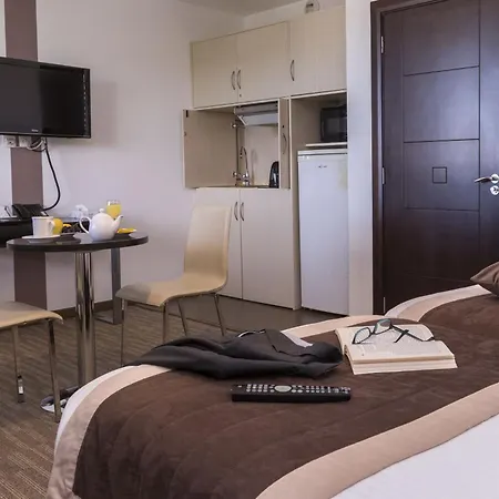 Aparthotel Zenitude Swiss 4*