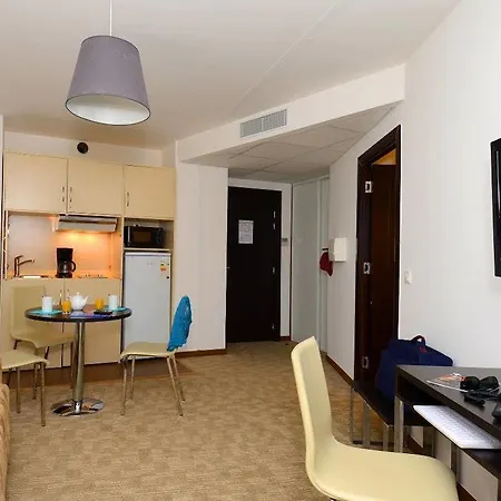 Aparthotel Zenitude Swiss