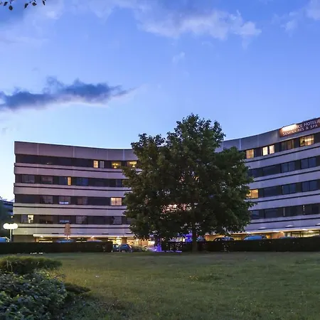 Zenitude Swiss Aparthotel 4*